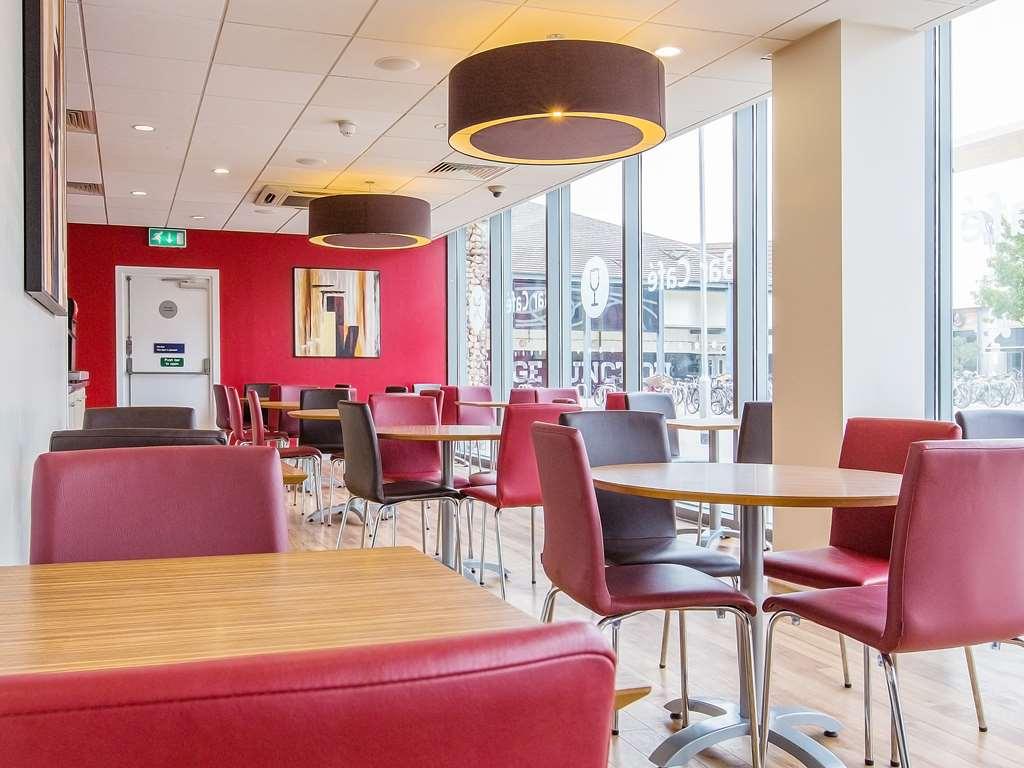 Travelodge Cambridge Central Restaurant foto