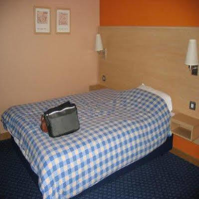 Travelodge Cambridge Central Exterior foto